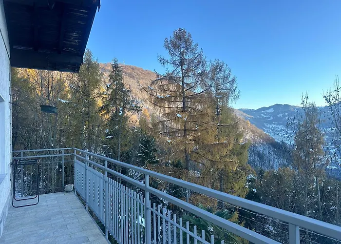 The Quiet Corner- Apartment Blessagno